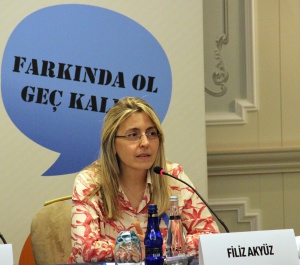 filiz akyüz