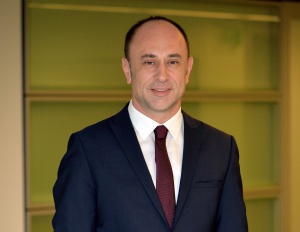 1610360739_G__ray_Karacar