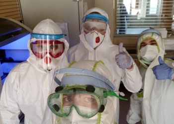 BD SAĞLIK ÖNCÜLERİ PANDEMİDE SAĞLIK ÇALIŞANLARINA DEĞER KATTI