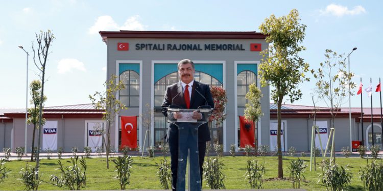 Türkiye-Arnavutluk Fier Dostluk Hastanesi Hizmete Açıldı