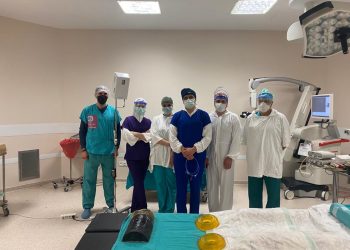 Koronavirüs kalkanı ilk kez bir ameliyatta kullanıldı