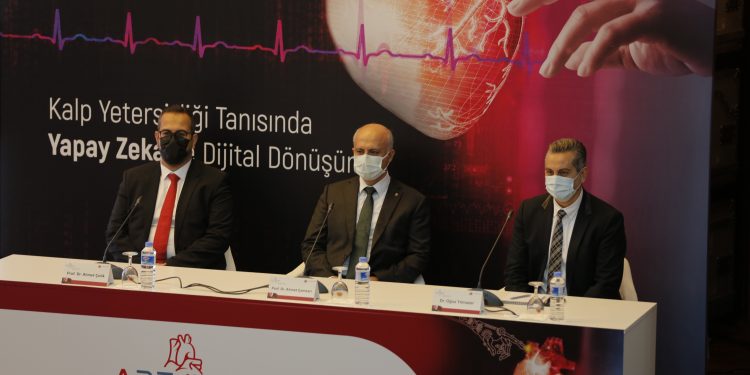 Kalp yetersizliğinin erken tanısında yapay zekâ teknolojisinin kullanılacağı proje AstraZeneca’nın koşulsuz desteği ile hayata geçiyor