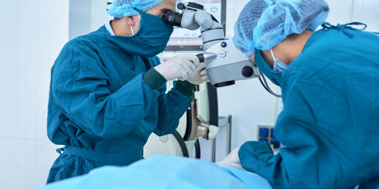 Göz Sağlığınızı Desteklemek Konusunda En Çok Merak Edilen Güncel Sorular İçin Ekran Başına