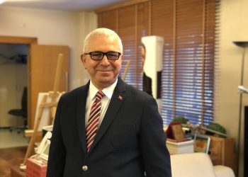 Göz Sağlığınızı Desteklemek Konusunda En Çok Merak Edilen Güncel Sorular İçin Ekran Başına