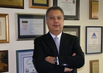 Özgür İncekara ile 70 Yılın Öyküsü