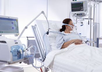 YÜKSEK AKIŞLI OKSİJEN TERAPİSİ HAYAT KURTARIYOR