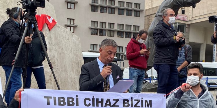 Tıbbi cihaz sektörü hakkı olan ve 19 aydır ödenmeyen alacaklarını istiyor