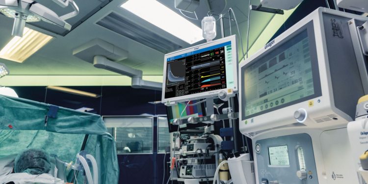 Hem akciğerleri hem dünyayı koruyan yeni teknoloji: Düşük Akım Anestezi