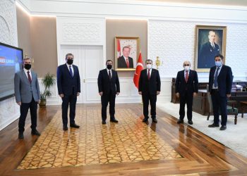 Bakan Koca’dan tıbbi cihaz sektörüne ödeme sözü