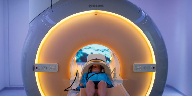 Philips’in Ingenia Ambition 1.5T MR görüntüleme sistemi, Memorial Ataşehir Hastanesi’nde kuruldu