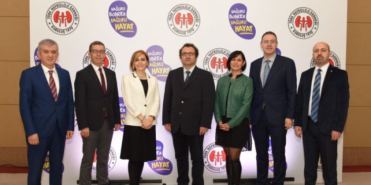 Türkiye’de her 6-7 kişiden birinde erken evre kronik böbrek hastalığı mevcut