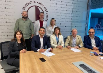 Yakın Doğu Üniversitesi en ileri laboratuvar teknolojileri için Abbott’u tercih etti