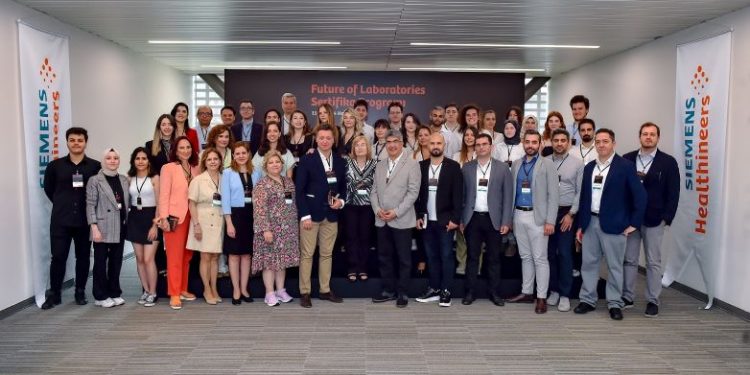 Siemens Healthineers Türkiye’nin Düzenlediği Dünyanın İlk Laboratuvar Sertifika Programı FOL İlk Mezunlarını Verdi