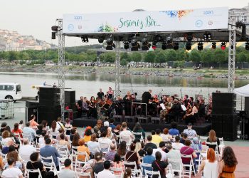 DÜNYA MS GÜNÜ’NDE FARKINDALIK İÇİN ÇALDILAR