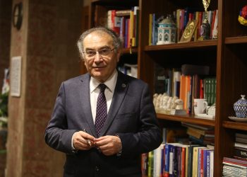 Prof. Dr. Tarhan: En önemli kararlardan biri, meslek seçimi