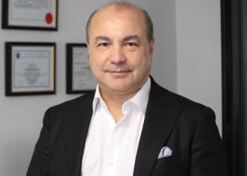 COVID-19 SALGINI SONRASI BİRİKEN HASTA TALEPLERİ ESTETİK CERRAHİDE YOĞUNLUĞA SEBEP OLUYOR…