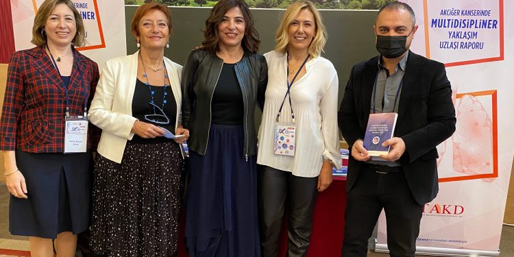 Türkiye’nin ilk ve tek “Küçük Hücreli Dışı Akciğer Kanseri için Moleküler Testler Tanı Rehberi” güncellendi