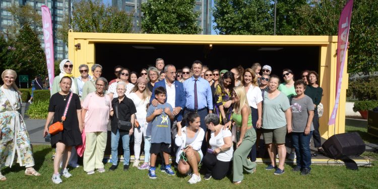 MEME KANSERİ MÜCADELESİNİ KAZANAN HASTALAR PEMBE FARKINDALIK FESTİVALİNDE BULUŞTU