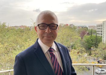 Yeni Bir Göz Çevresi