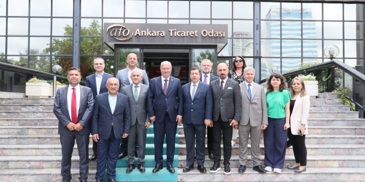 ATO Başkanı, TÜMDEF ve SEİS ortak yönetim kurulu toplantısına katıldı
