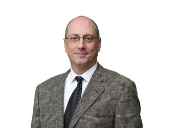 TRPharm’ın Yeni Satış ve Pazarlama Direktörü Batuhan Özenç Oldu