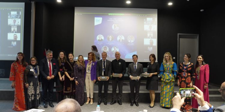 LİV HOSPITAL’DAN SAĞLIKTA MULTİKÜLTÜREL YAKLAŞIM VE HİZMET KONFERANSI