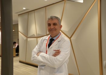 Akciğer kanserinde robotik yöntem sağlıklı bir nefes sunuyor
