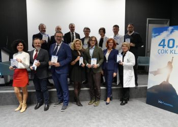 “40 PLUS ÇOK KLAS” KİTABININ LANSMANI YAPILDI