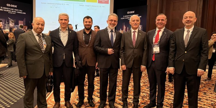 DEİK Sağlık İş Konseyi Başkanlığı’na Dr. Mehmet Altuğ seçildi