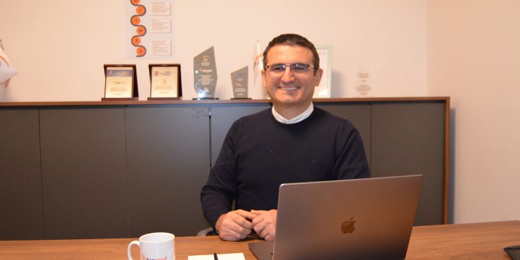 “Hastanelerin etkin ve verimli çalışması için ihtiyaç duyulan tüm bilgiyi sağlıyoruz”