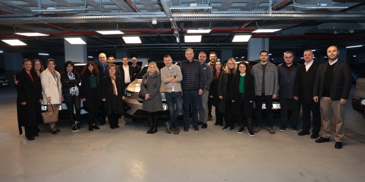 AstraZeneca Türkiye, araç filosunu yüzde 100 elektrikli araçlarla yeniliyor