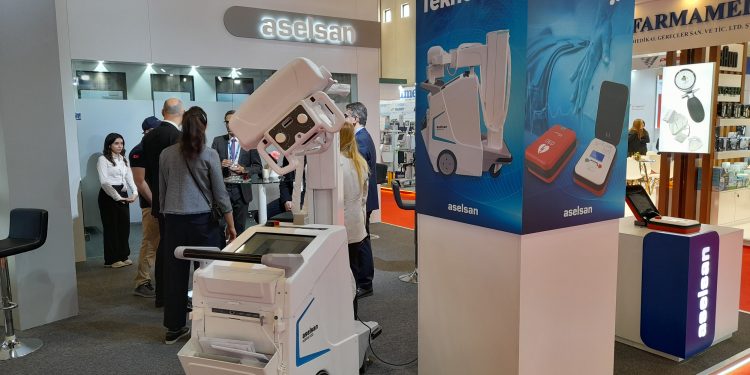 Milli Mobil Röntgen Cihazı ilk kez Expomed Eurasia’da görücüye çıktı