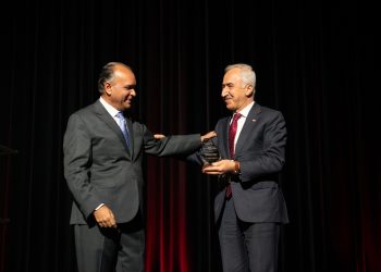 2024 WFH Başkanlık Ödülü Türkiye Hemofili Derneği ve Prof. Dr. O. Bülent Zülfikar’a Verildi!
