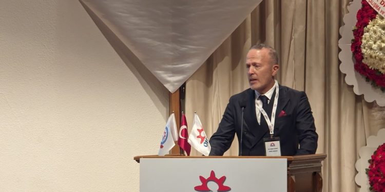 Reşat Bahat, OHSAD 7. Olağan Genel Kurulu’nda güven tazeledi