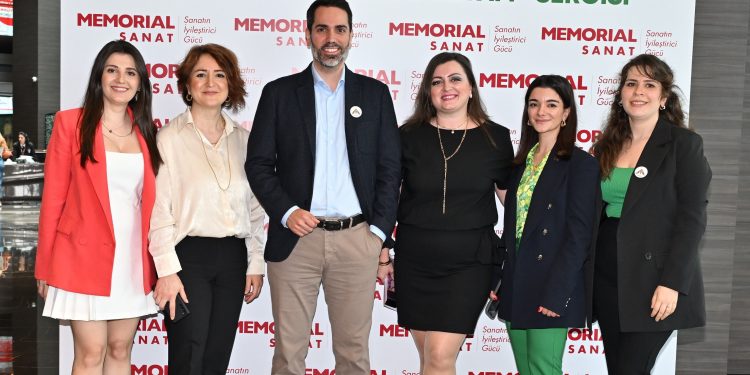 ‘Hayata Devam’ Sergisi Memorial Bahçelievler’de…