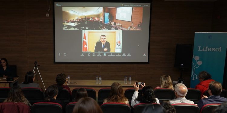 Boğaziçi Lifesci, Hedefli Tedavi Teknolojileri alanında çalışan bilim insanlarını buluşturdu