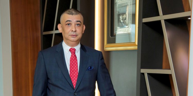 “Her zaman yenilikçi projelere imza atarak, sağlık hizmetlerinde ilkleri gerçekleştirmek ve kaliteyi en üst düzeyde tutmak önceliğimizdir.”