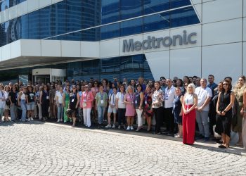 Medtronic, cerrahi alan ve ameliyathane hemşirelerinin klinik becerilerini geliştirmelerine katkı sağlıyor