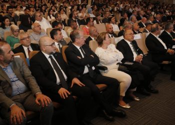 Sağlık Sanayisinin Geleceği Çalıştayı yoğun katılımla gerçekleşti