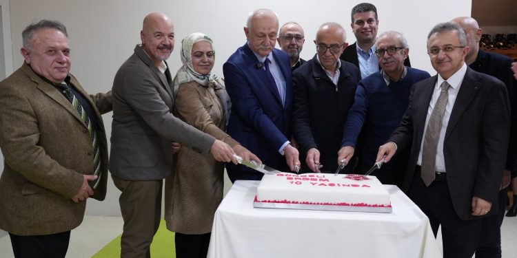 Güneşli Erdem Hastanesi 10. yılını kutladı