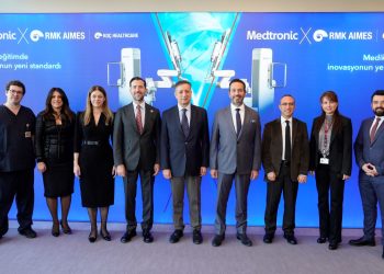Medtronic’in robotik asiste cerrahi sistemi Türkiye’de ilk kez Koç Üniversitesi Hastanesi’nde kullanılmaya başlanacak
