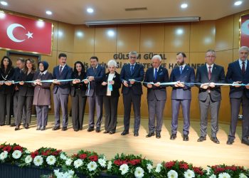 KÜTAHYA, BÖLGENİN EN BÜYÜK DİŞ HEKİMLİĞİ FAKÜLTESİ VE HASTANESİNE KAVUŞTU