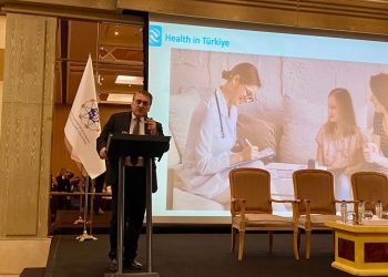 USHAŞ, Dubai’deki HTDC 13. İş Birliği Zirvesi’nde Türkiye’nin Modern Sağlık Altyapısını Tanıttı