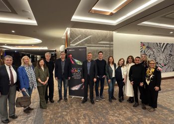 Abdi İbrahim’den Glokom Haftası’nda görme engelliler için anlamlı destek