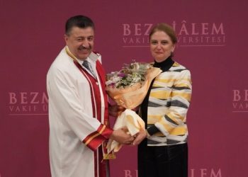 Bezmiâlem Vakıf Üniversitesi’nin yeni rektörü Prof. Dr. Âdem Akçakaya oldu