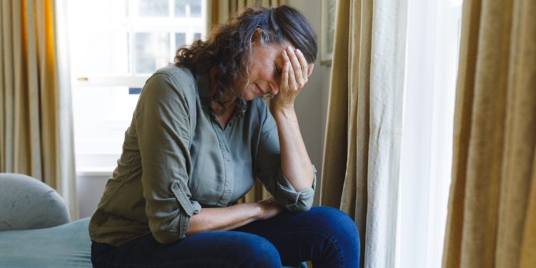 TÜRKİYE’DE HER 100 KİŞİDEN 16 İLA 21’İ MİGREN HASTASI!