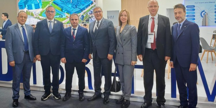 İLAÇ SEKTÖRÜ CPHI FUARI’NDA BİR ARAYA GELDİ