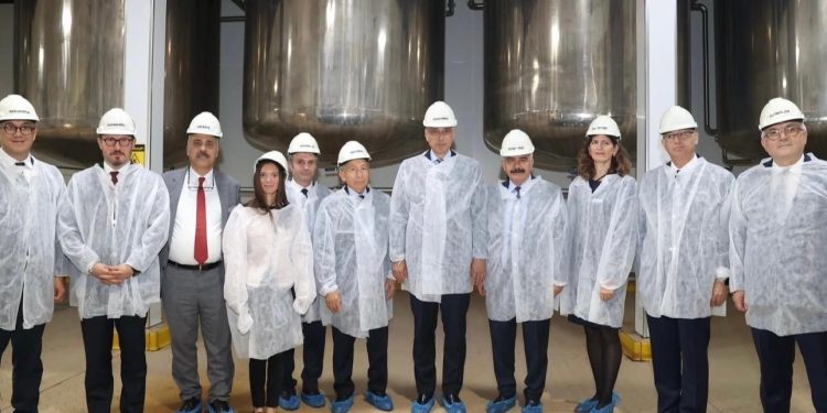 SAĞLIK BAKANI KEMAL MEMİŞOĞLU’NDAN ATABAY İLAÇ’A ZİYARET