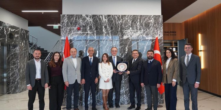 SADER Yönetimi, Okuman Medikal Sistemler A.Ş.’yi ziyaret etti