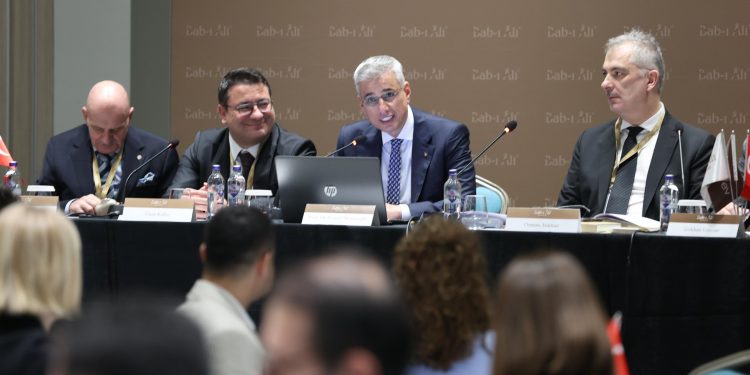 Sağlık Bakanı Kemal Memişoğlu Bab-ı Âli Toplantıları’na katıldı